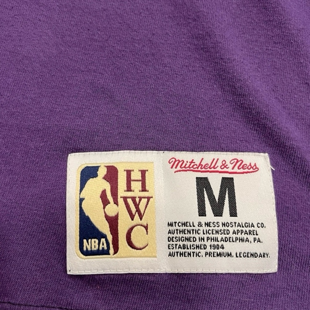Mitchell & Ness LA Lakers T-shirt Size Medium NBA Hardwood Classics Black Purple - Picture 2 of 11